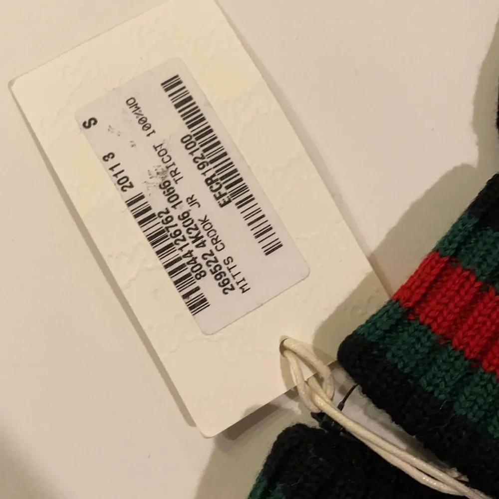 AUTHENTIC Gucci Kids Black Toddler Mittens Size S